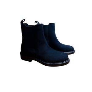 LA Canadienne Black Suede Chelsea Boots Lug Sole Women Size 38